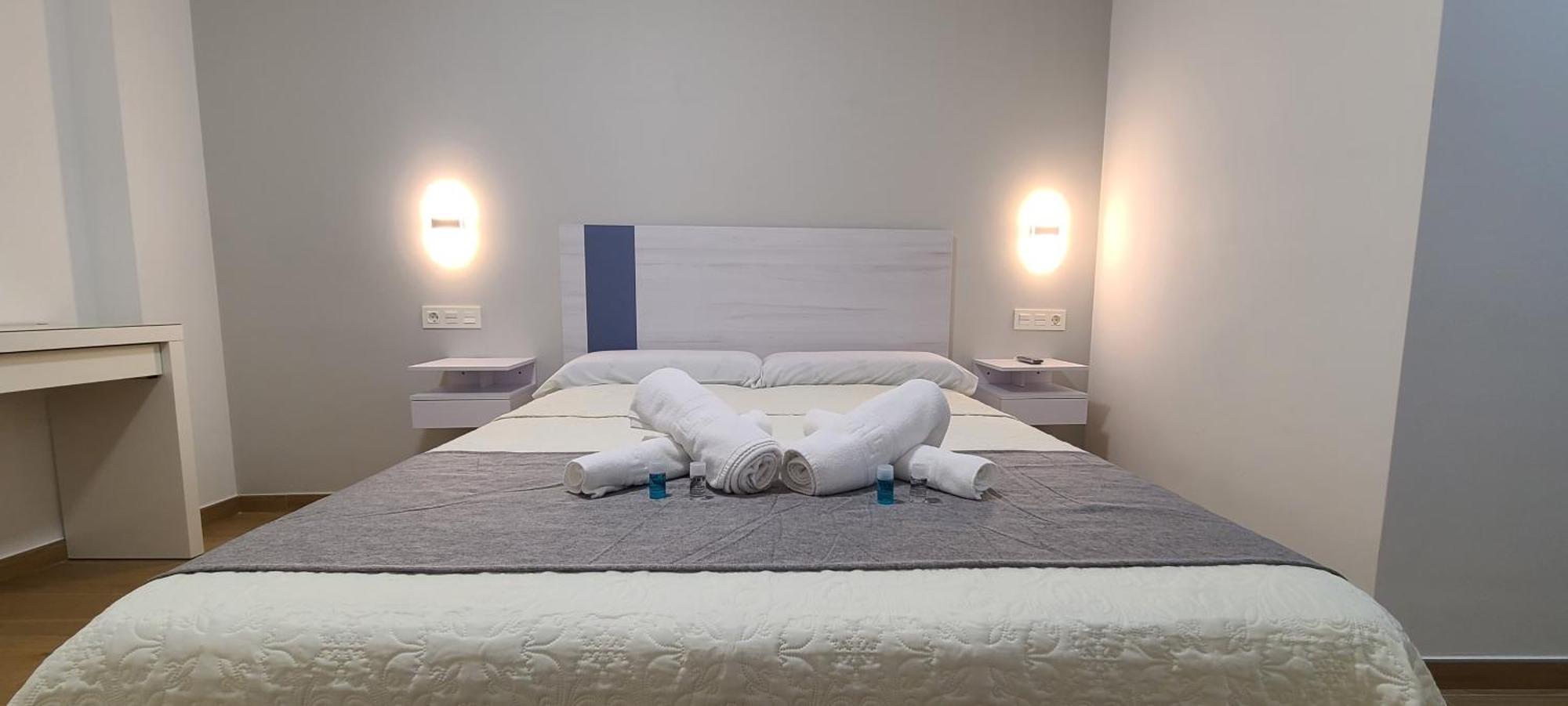 La Familia Hotel Santa Ana  Екстериор снимка